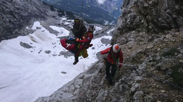 Drei ungarische Bergsteiger aus Priel-Klettersteig gerettet
