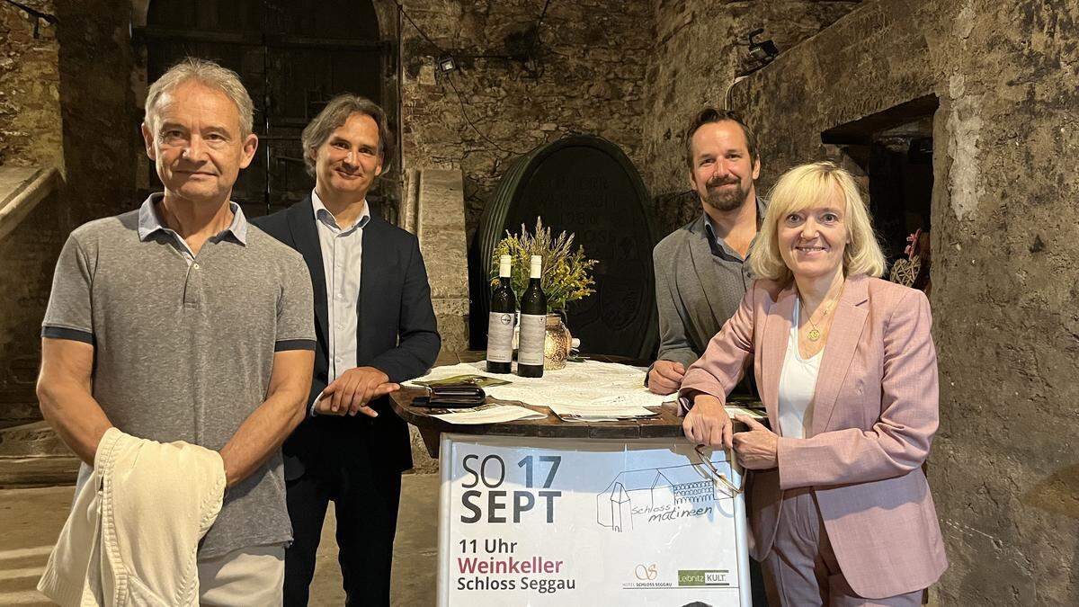 Rafael Catalá (Kurator), Georg Tscheppe (Hotel- und Kongressmanager), Gernot Kratzer und Helga Sams (Verein Leibnitz Kult, v.l.) präsentierten das neue Programm