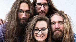 Dieses Funk-Quartett wird das Publikum am Freitag in Graz für Toto anheizen.