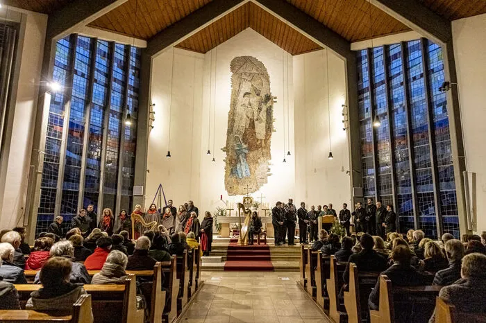 In der Stadtpfarrkirche Spittal wurde dem "Stillen Advent" gelauscht