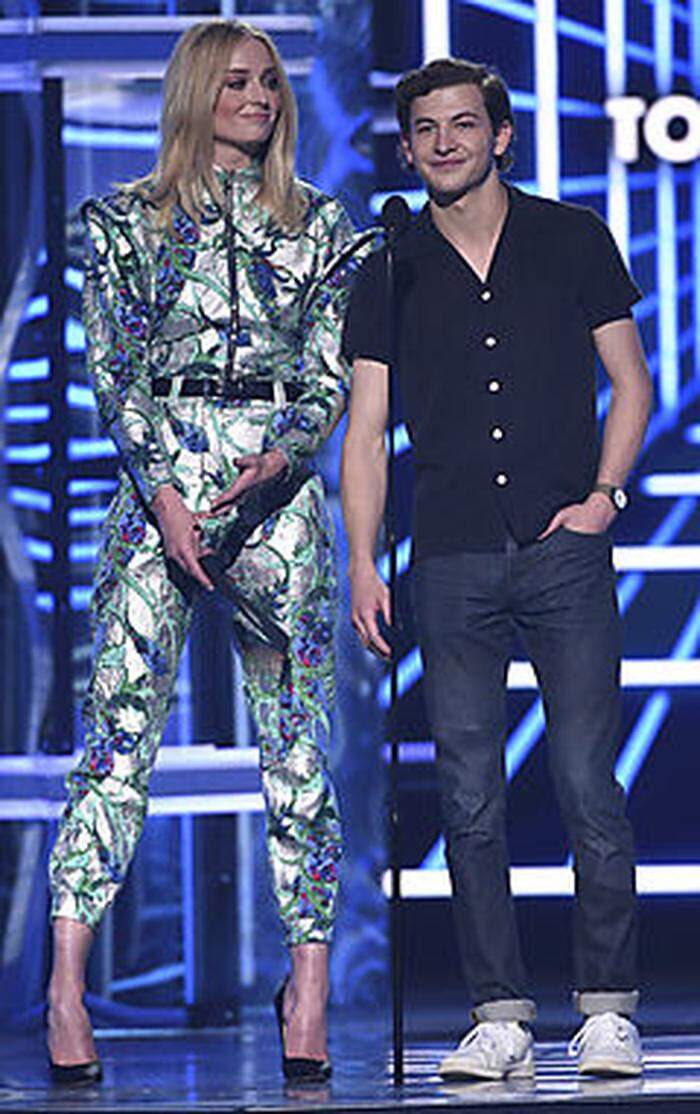 In Las Vegas präsentierte Sophie Turner gemeinsam mit Tye Sheridan einen Preis bei den Billboard Music Awards - ein paar Stunden später war sie bereits mit Joe Jonas verheiratet.