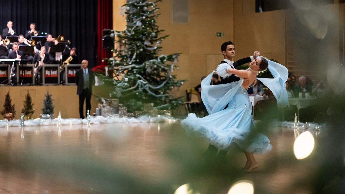 Die Tanz-Gala in der Kuss-Halle