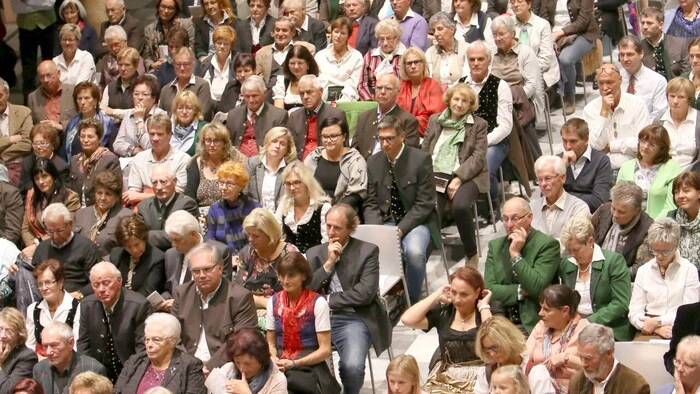 Da war kein Platz im Rathaushof der Herzogstadt mehr zu bekommen. 