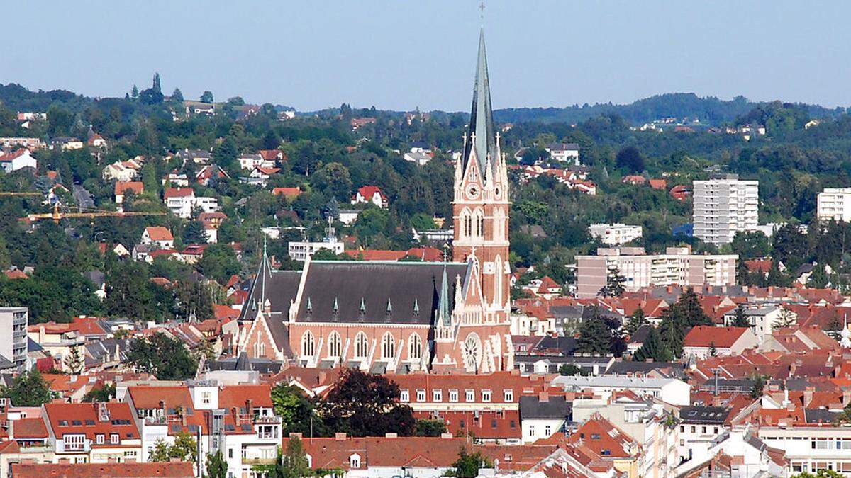 Die höchste steirische Kirche (Herz-Jesu in Graz) ist eines von 2000 denkmalgeschützten kirchlichen Objekten