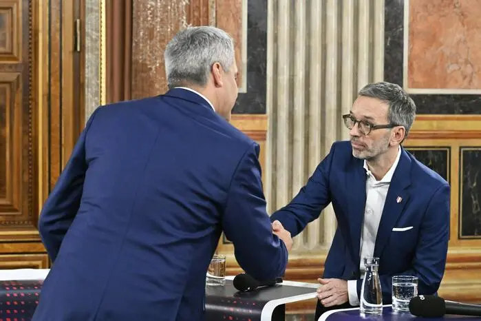 Bundeskanzler Nehammer gratuliert dem Wahlsieger.