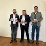FPÖ-Bezirksparteiobmann Luca Geistler, mit Bezirks-Spitzenkandidat Stefan Taucher und Landes-Spitzenkandidat Albert Royer
