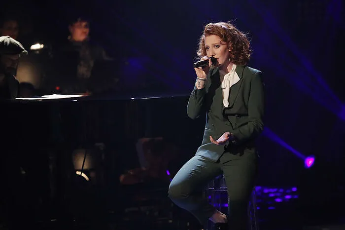 Am Ende steht Platz 3! Anna Heimrath hat sich bei der Castingshow „Voice of Germany“ in die Herzen von Millionen Zuschauern gesungen. Hier geht es zur Abstimmung. Nur mehr bis 31. Dezember.