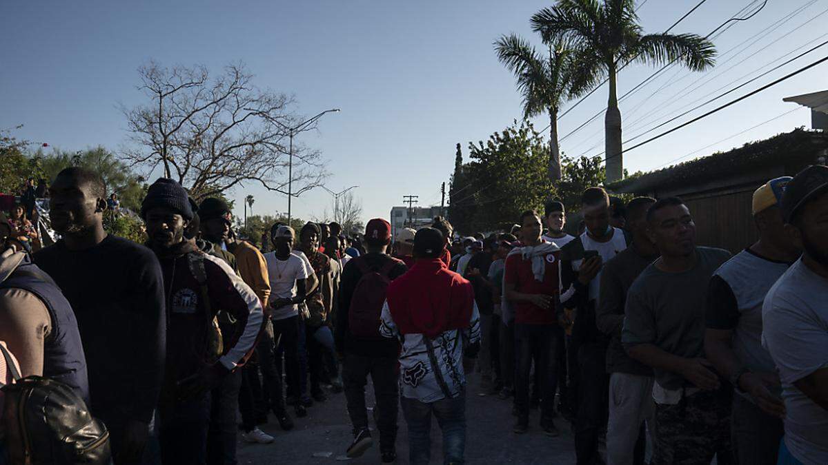 Die Zahl der Migranten aus Latein- und Mittelamerika an die Südgrenze der USA hat zuletzt zugenommen