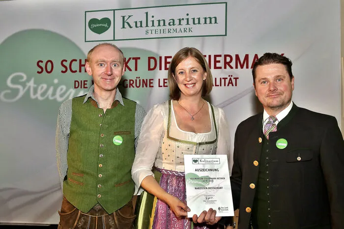 Tourismus Landesrätin Barbara Eibinger-Miedl gratulierte den Preisträgern aller Regionen: Klicken Sie sich durch.