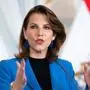 Verfassungsministerin Karoline Edtstadler (ÖVP) am Mittwoch, 24. April 2024, während eines Pressefoyers nach einer Sitzung des Ministerrates in Wien.
