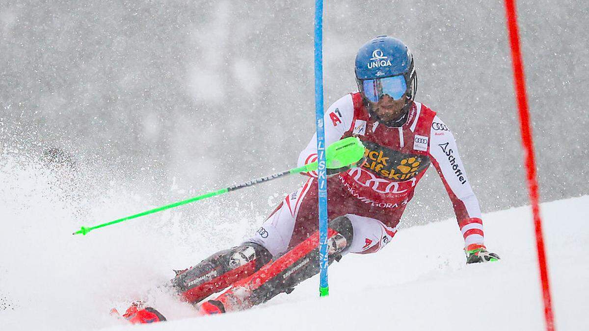 Bei starkem Schneefall behielt Marco Schwarz in Kranjska Gora die Nerven und sicherte sich Slalom-Kristall