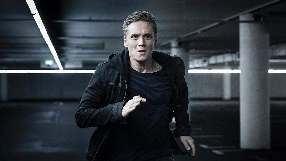 Matthias Schweighöfer in &quot;You Are Wanted&quot;
