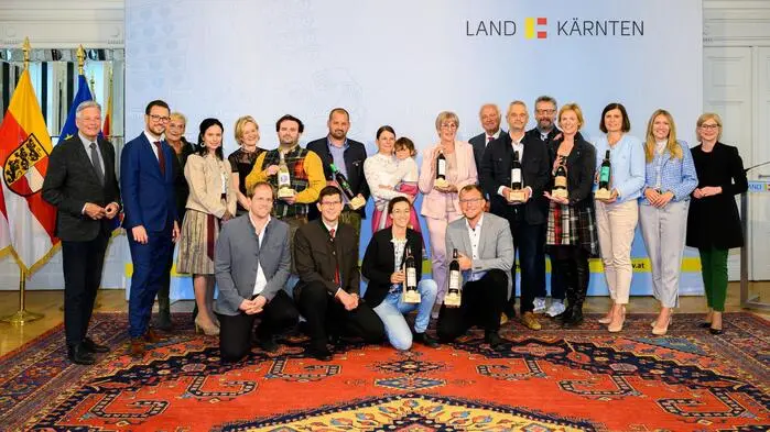 Auszeichnung, Kärntnern Weinbau, Landessieger 2024, Amt der Kärntner Landesregierung, Spiegelsaal, Fotograf Thomas Hude, 9. Mai 2025
