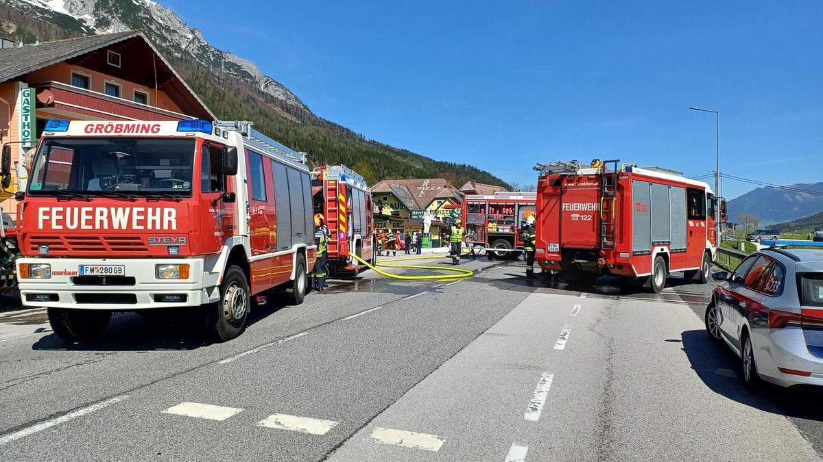 Der Einsatz am Samstag machte auch den Einsatzkräften zu schaffen