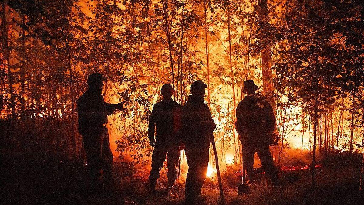 Zerstörerische Extremwetter-Ereignisse waren die Folge extremer Hitze und Trockenheit.