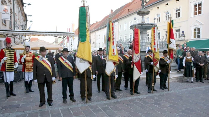 Die Bezirkshauptstadt St. Veit stand am Donnerstagabend im Mittelpunkt einer großen Feier. 