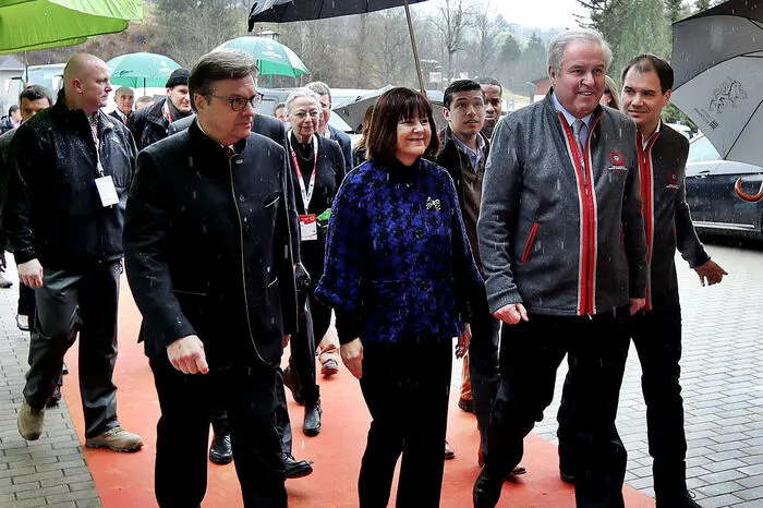 Karen Pence, Ehefrau des US-amerikanischen Vizepräsidenten Mike Pence, mit Landeshauptmann Hermann Schützenhöfer und seinem Stellvertreter Michael Schickhofer