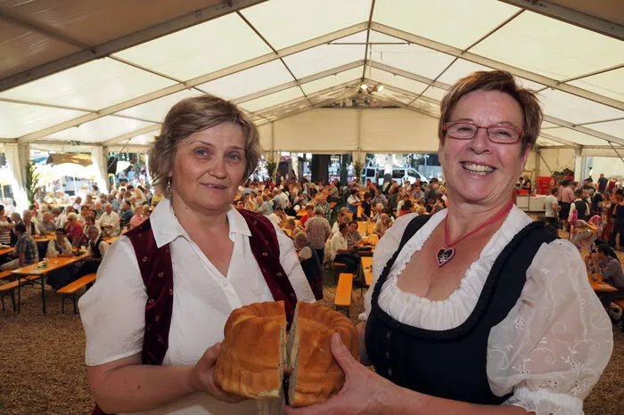 Bitte klicken Sie sich durch die Bilder . . .