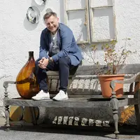 Uwe Schiefer freut sich nach der Insolvenz über die Weiterführung des Weinguts