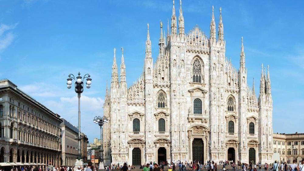 Der Dom ist das Wahrzeichen Mailands