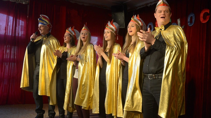 Freitagabend startet die Gilde St. Peter in den Fasching . . .