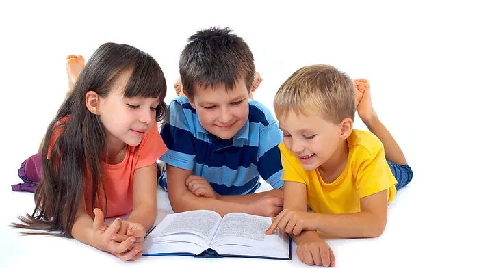 Kinder- und Jugendbücher können am 2. April in der Stadtbücherei gratis ausgeliehen werden.