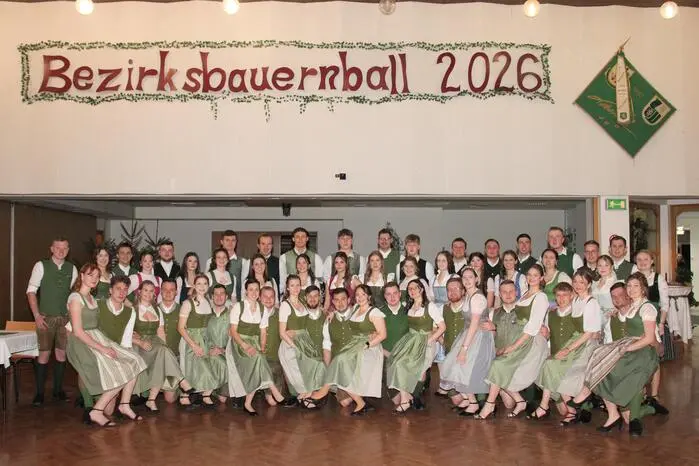 Die Landjugend mit Obmann Manuel Läßer und Bezirksleiterin Jasmin Poparic, der Bauernbund mit Obmann Markus Kollmann und die Bäuerinnen mit Bezirksbäuerin Anita Suppanschitz organisierten gemeinsam mit ihren Teams diesen Ball im Volkshaus und der Sporthalle Köflach.