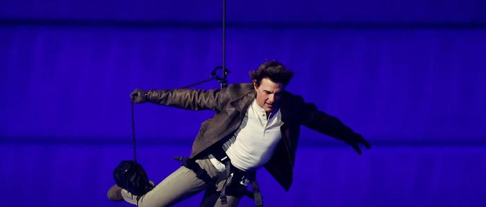 Tom Cruise sprang spektakulär vom Dach des Stade de France