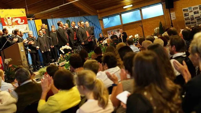 Freunde des Kärntner Liedes ließen sich nicht zweimal zum Liederabend der Sängerrunde bitten.