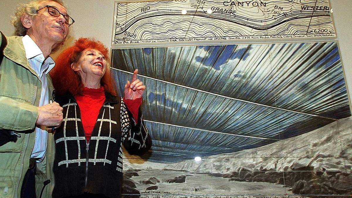 Blick zurück: Bereits 2002 plante Christo mit seiner mittlerweile verstorbenen Frau Jean-Claude das Projekt "Over the River" für den Arkansas in Colorado