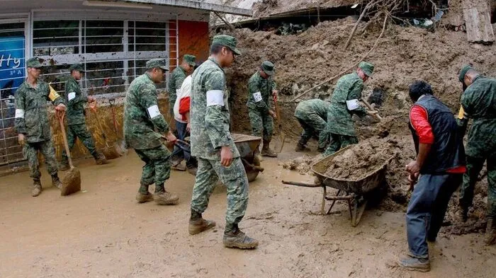 Das Haus der Familie im östlichen Bundesstaat Veracruz wurde von den Erdmassen verschüttet