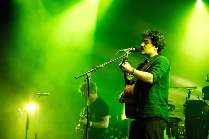 Davon profitierte auch das deutsche Duo Milky Chance. Das junge Publikum vor der Bühne war begeistert.