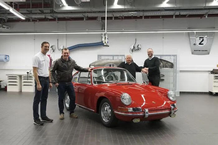 Das Porsche Museum kaufte beide 911 zum Schätzpreis unabhängiger Sachverständiger an und schloss damit eine wichtige Lücke in der Sammlung bedeutender Klassiker der Marke.