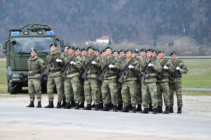 Der Ehrenzug des Jägerbataillons 18 aus St. Michael