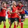 Marko Arnautovic (Mitte) besorgte den Endstand