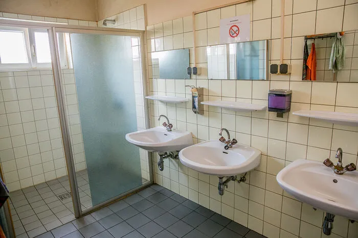Auch der Sanitärbereich ist für Männer und Frauen getrennt.