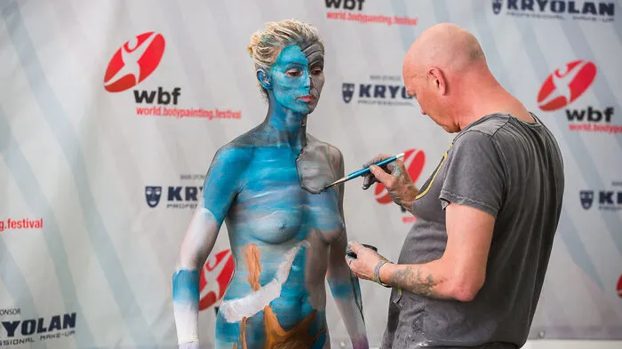 Noch größer, noch internationaler, aber trotzdem familiär – das ist das Bodypainting Festival, das am Freitag in Pörtschach eröffnet wurde.