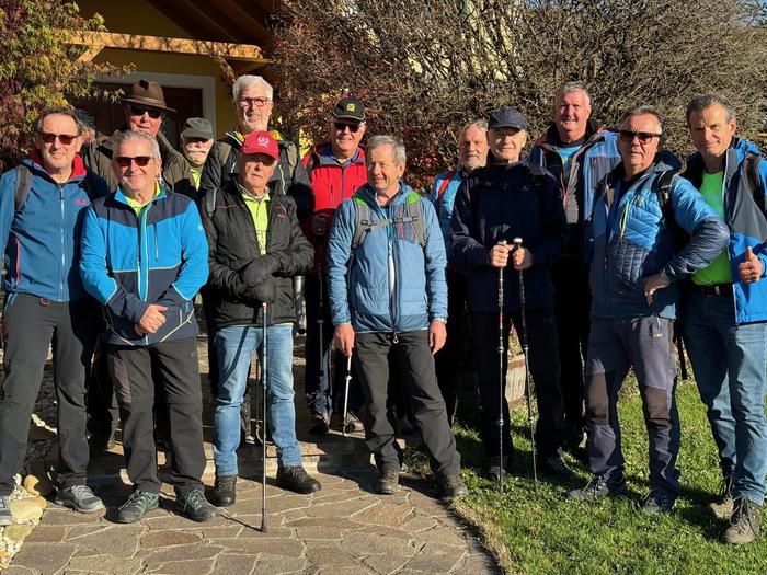 Die Wandergruppe „Fit im Schritt“ auf ihrer Abschlusswanderung für diese Saison