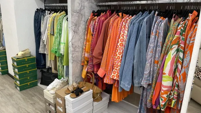 Bunte Farben, viele Muster bei Bon Bon (Alter Platz 1, Klagenfurt)