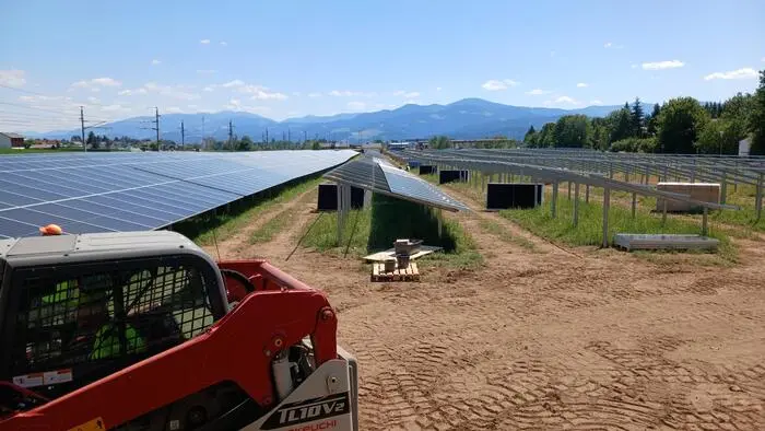 12.800 Quadratmeter Solarmodule werden auf ehemaligem ÖDK-Gelände verbaut