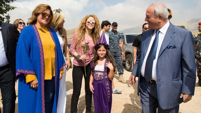 Die kolumbianische Sängerin Shakira hat den Geburtsort ihrer Großmutter väterlicherseits im Libanon besucht.