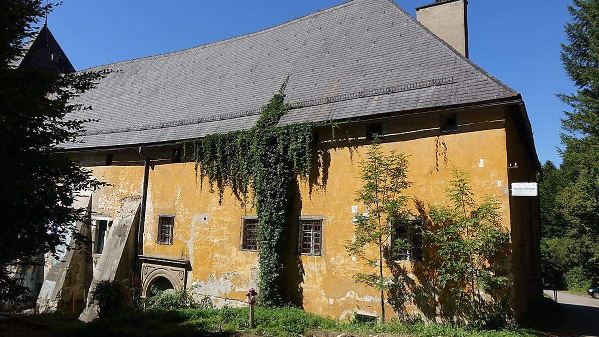 Schloss Thalheim bei Pöls: Gerüchte ranken sich unter anderem um die Errichtung einer Brauerei mit Gastwirtschaft, Bauverbotszonen rund um die Liegenschaft sollen aufgehoben werden