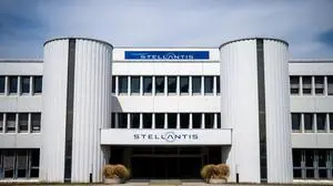 ABD0193_20240717 - WIEN - ÖSTERREICH: .++ THEMENBILD ++ Das Anfang der 1980er-Jahre gegründete Opel-Werk in Wien-Aspern, jetzt Stellantis; aufgenommen am Mittwoch, 17. Juli 2024. - FOTO: APA/GEORG HOCHMUTH