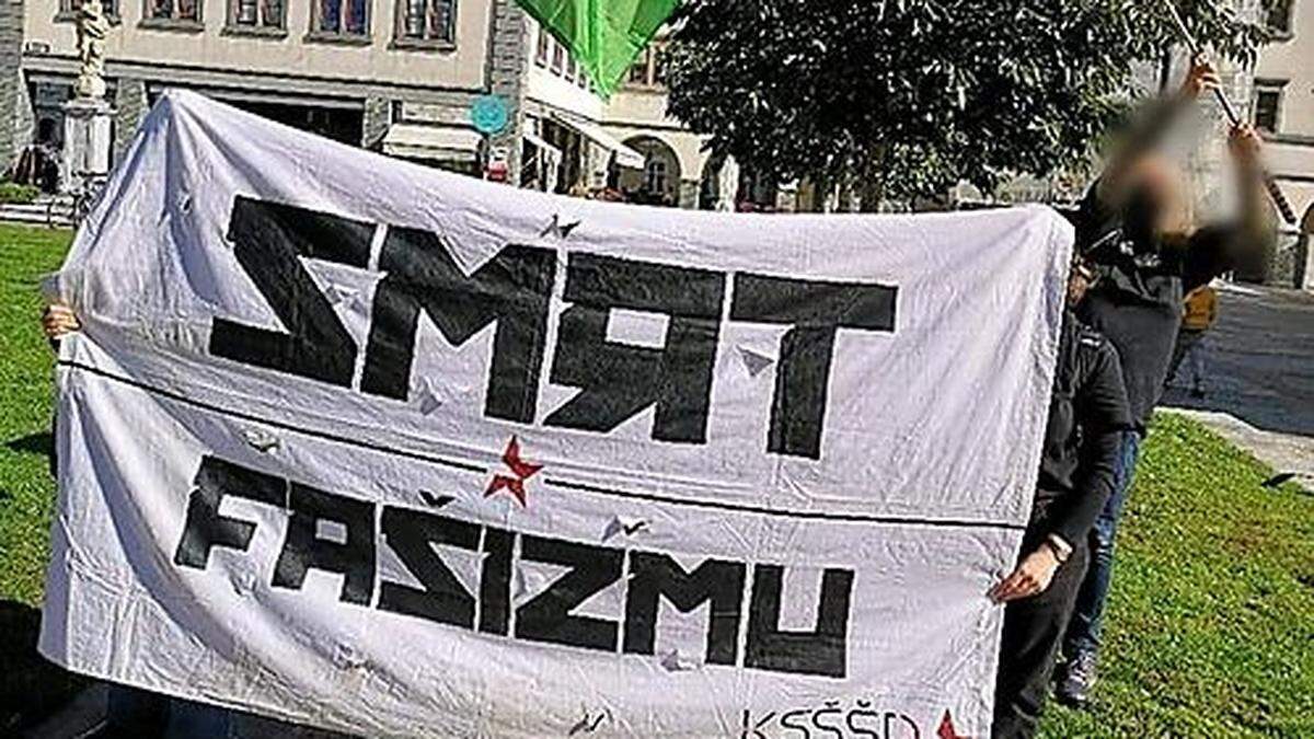 &quot;Smrt Fasizmu&quot; (&quot;Tod dem Faschismus“) lautete die Parole bei der Demo am Domplatz (siehe Bild) und bei der Schmieraktion im Landhaushof