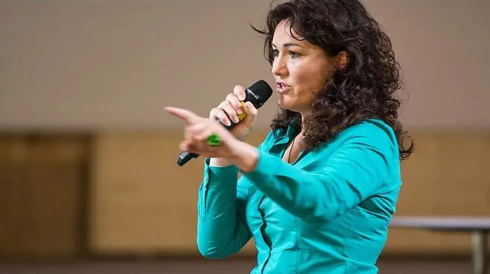 Die Opposition schaffte es nicht, im Juli-Landtag einen Misstrauensantrag gegen Ingrid Felipe einzubringen. Das Thema ist aber noch nicht vom Tisch 	