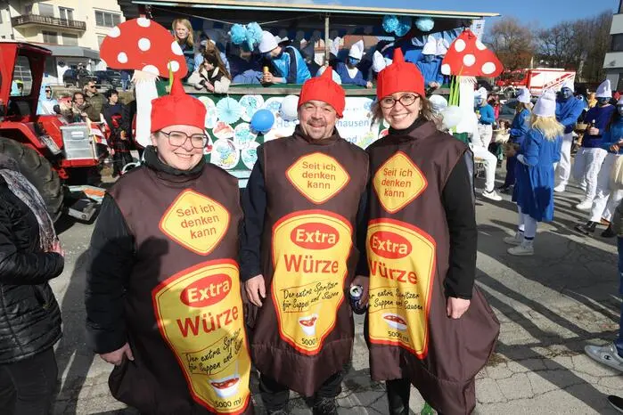 Bitte klicken Sie sich durch die Bilder!