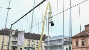 Im Südburgenland haben nach der von Greenpeace festgestellten Asbestbelastung im Gestein an den ersten Standorten Lufttestungen begonnen – so sieht die Luftmessung aus