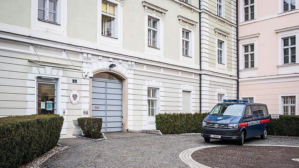 Der 41-Jährige wurde in die Justizanstalt Klagenfurt gebracht