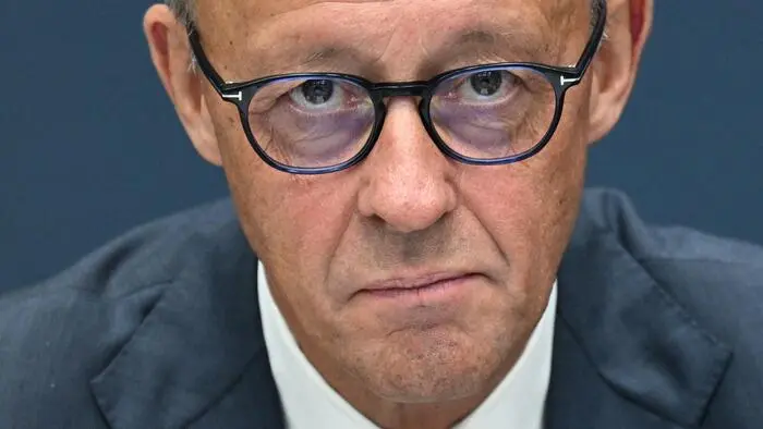 Banger Blick von Friedrich Merz auf die Wahlen am Sonntag