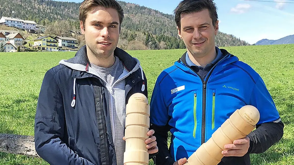 Suntinger und Ruhdorfer mit ihrer Kärntner Faszienrolle	